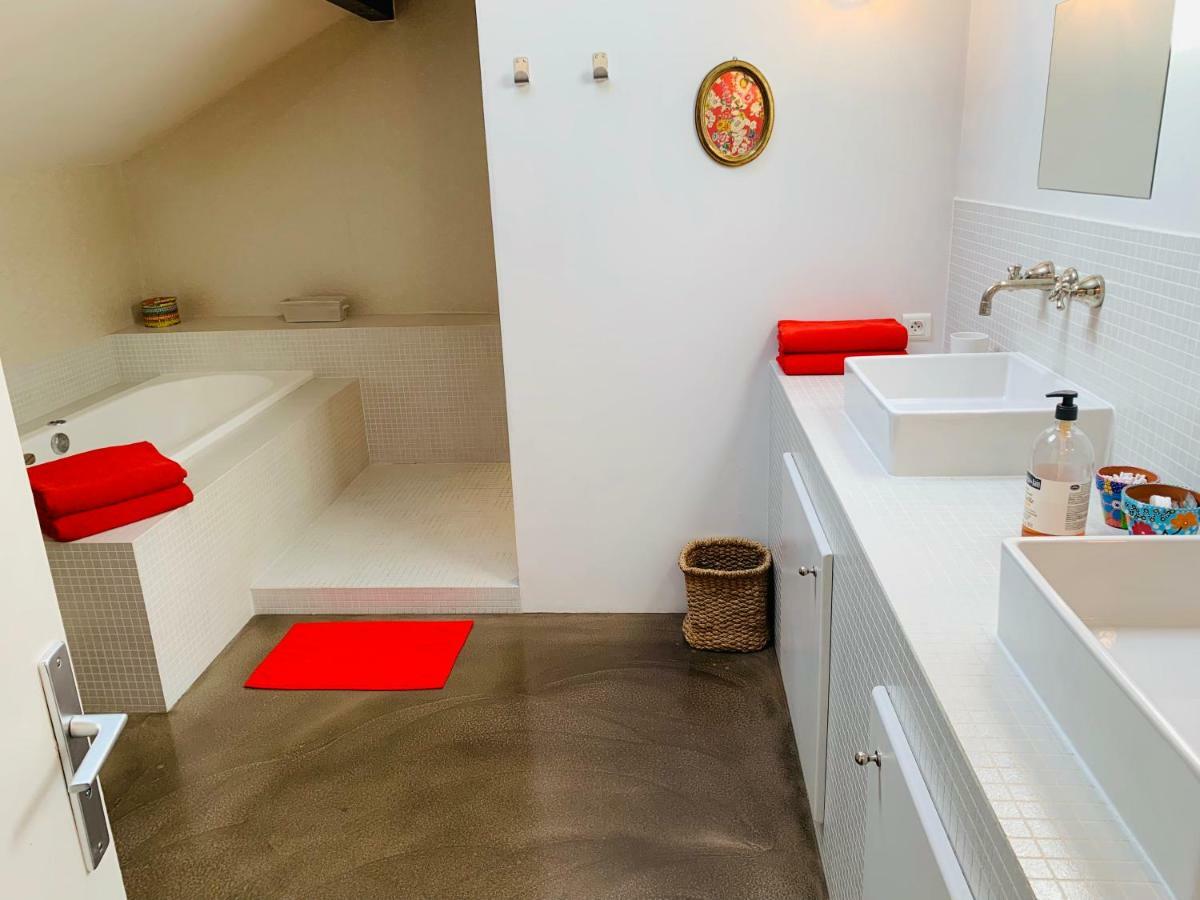 לינה וארוחת בוקר Nernier Maison Rouge Cacahuete מראה חיצוני תמונה